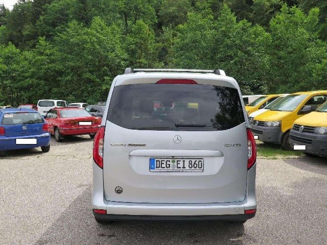 obrázok auta