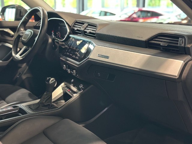 obrázok auta
